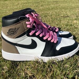 Jordan 1 Retro High Mocha